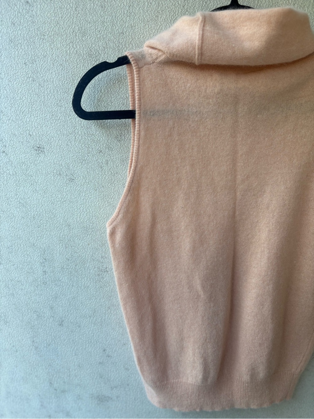 Vintage Liz Claiborne Angora Lambswool Sweater Vest M Peach Cowl Neck - Picture 8 of 8